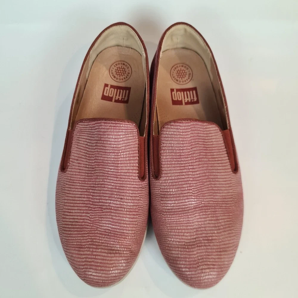 Fitflop brand model